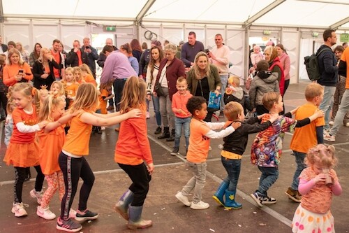 Feest tent Koningsdag